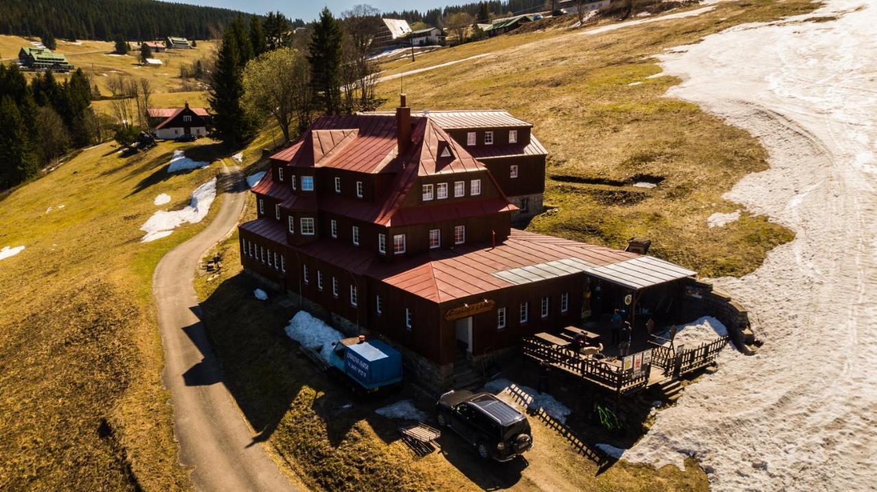 Capkova Chata Hotel Pec pod Snezkou Exterior foto
