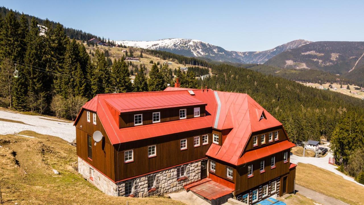 Capkova Chata Hotel Pec pod Snezkou Exterior foto